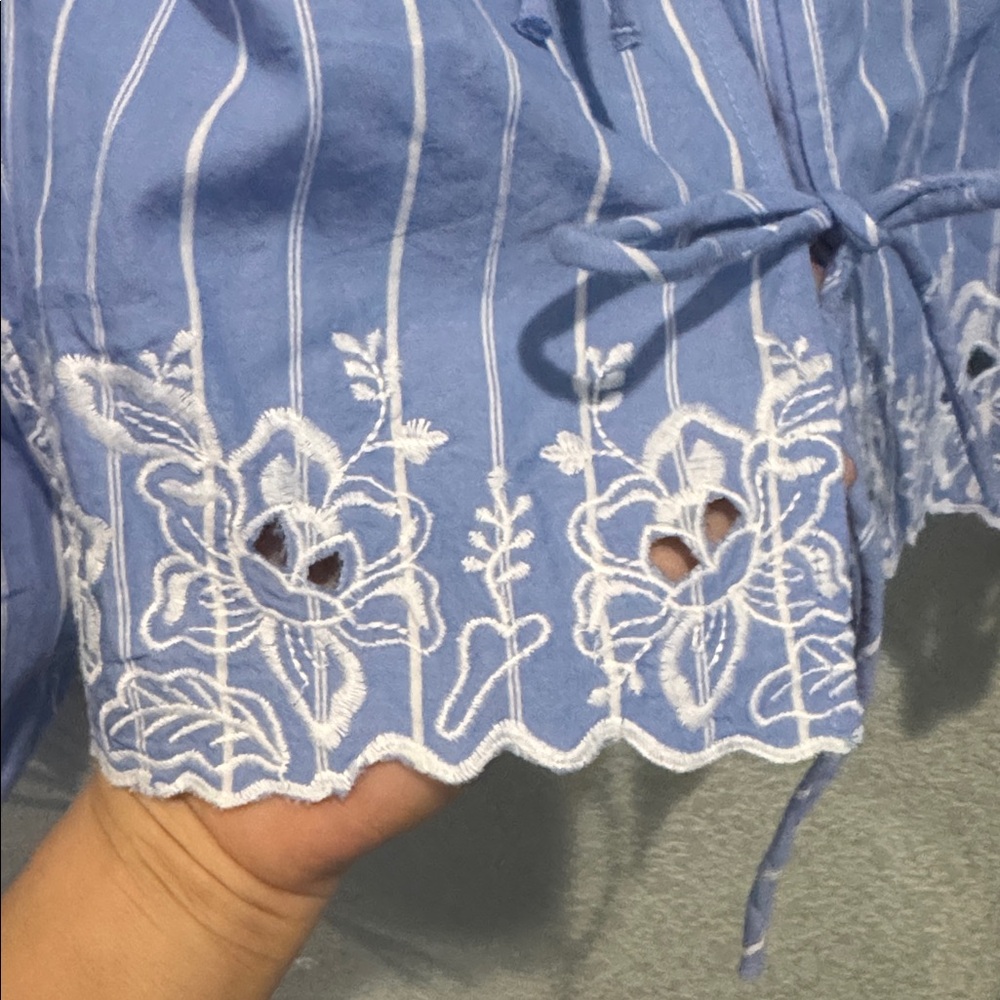 FUTURE COLLECTION Light Blue Oversized Balloon Sl… - image 4